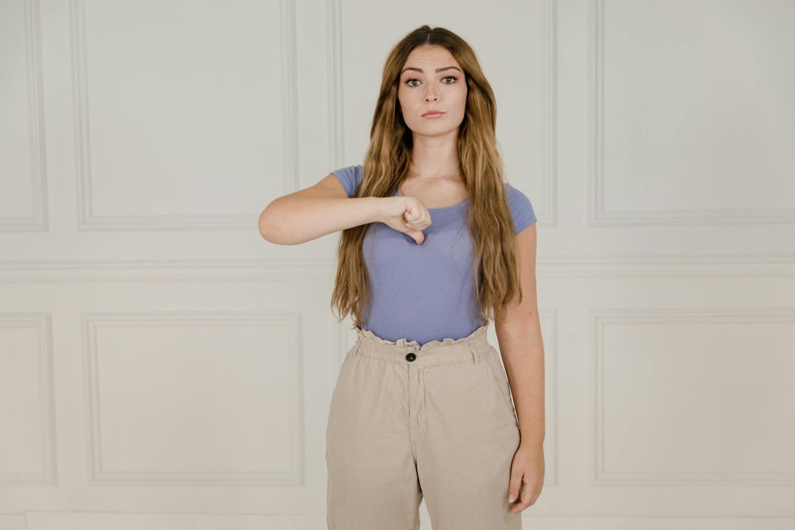 Body Language Expert Analyzes Trump: What His Hands, Posture & Voice REALLY Say