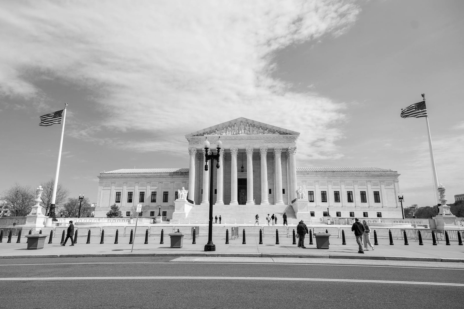 REPORT: SCOTUS Ruling on TPS May Affect 700,000 Lives