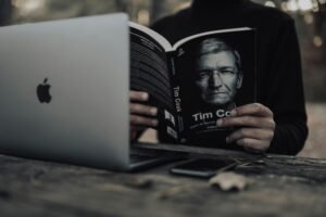 tim cook to — Photo by Adil on Pexels